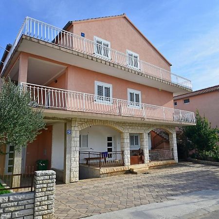 Apartments Martina Vodice Exteriör bild