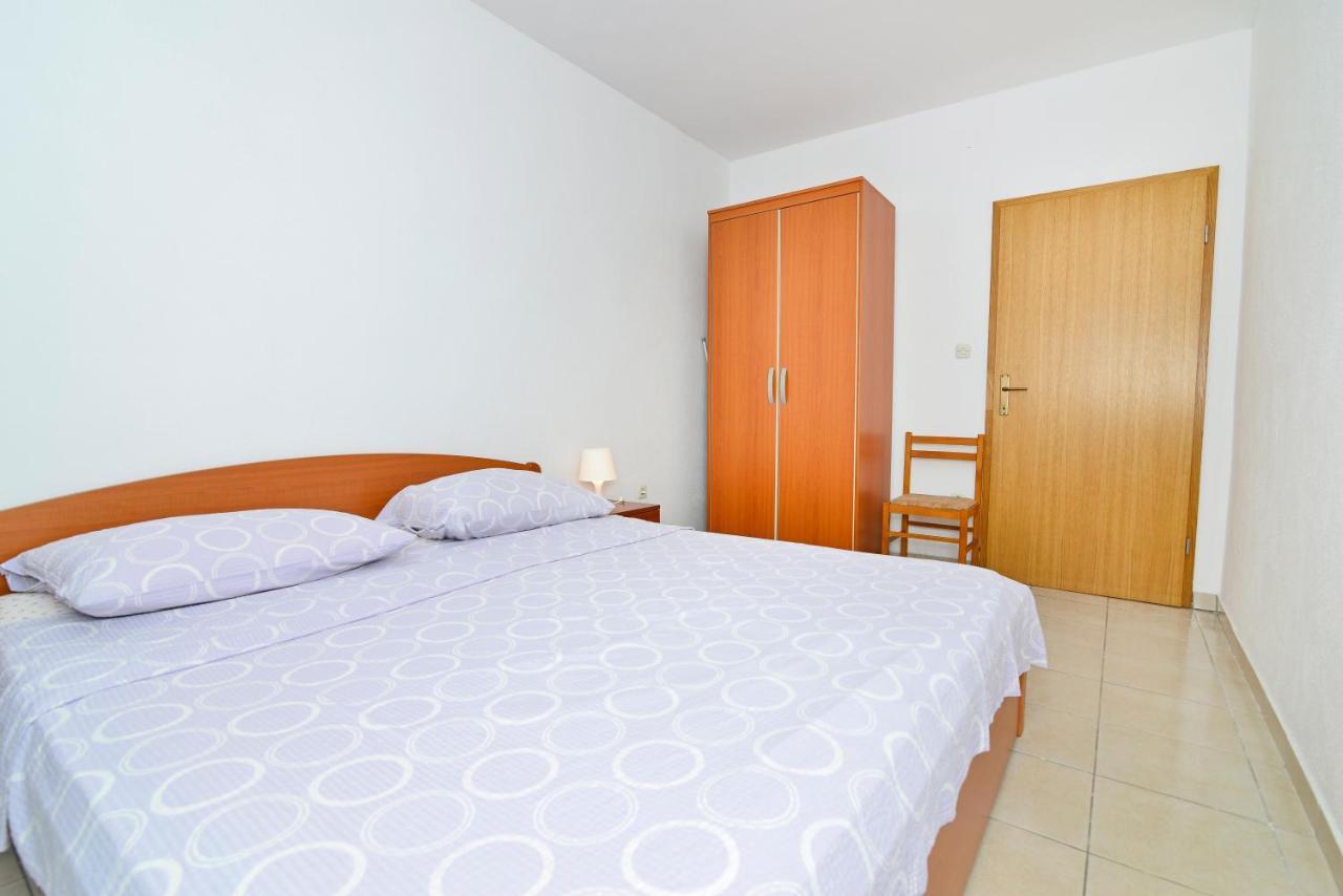 Apartments Martina Vodice Exteriör bild